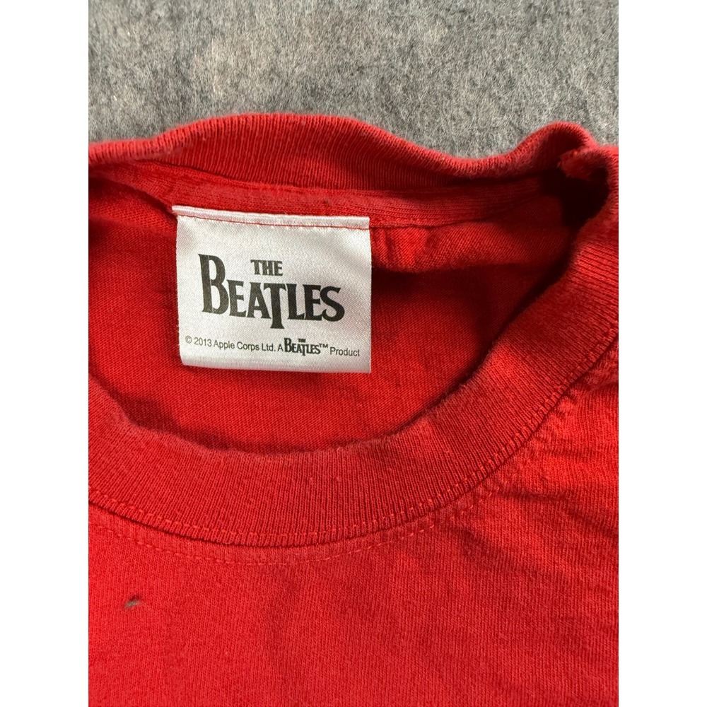 The Beatles Sgt Peppers T Shirt Women XL Red Cotton Graphic Rock Band Tee 2013 - Picture 3 of 7